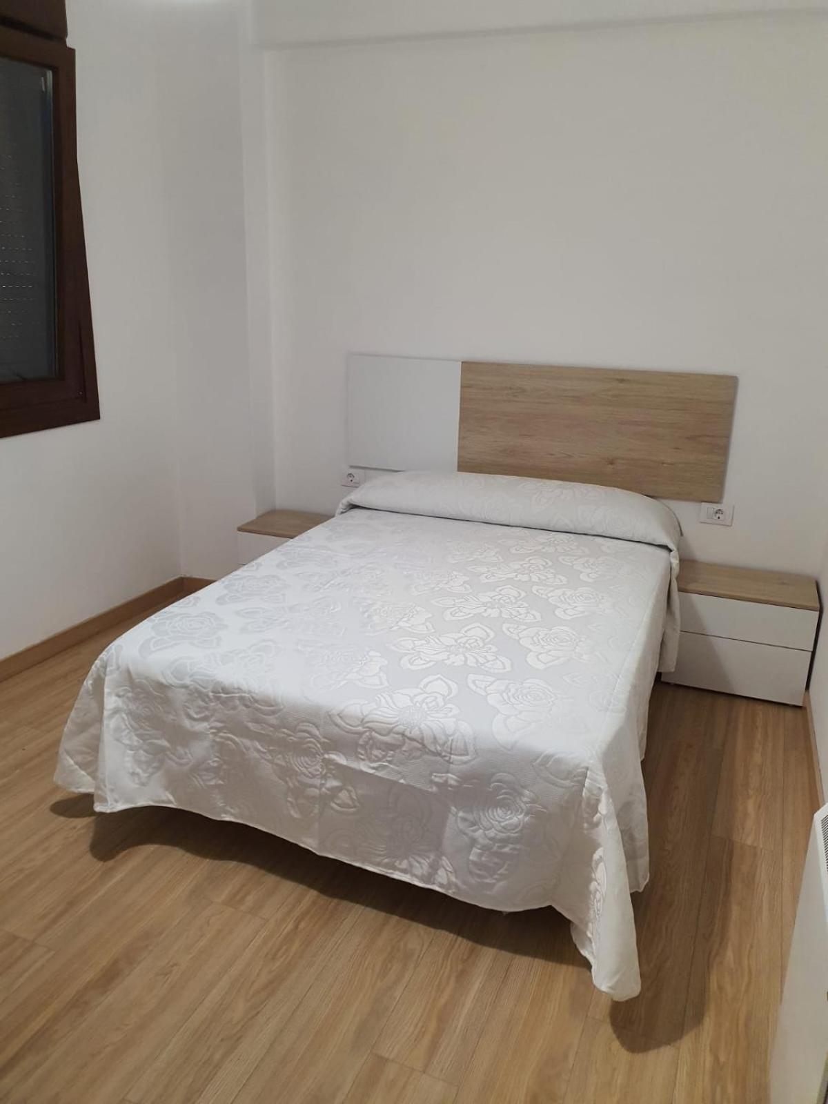 Sol Apartment Кангас де Морацо Екстериор снимка